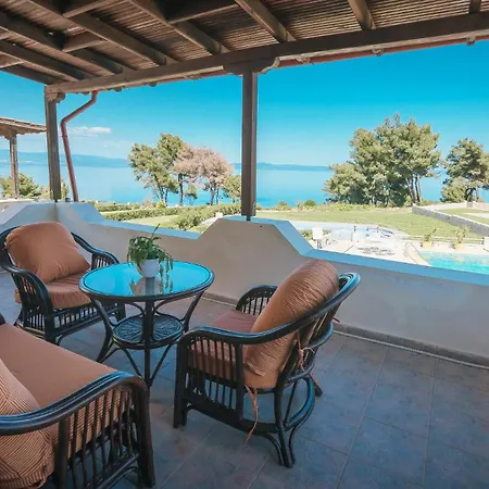 Zeus Sea View With Private Pool, فيلة