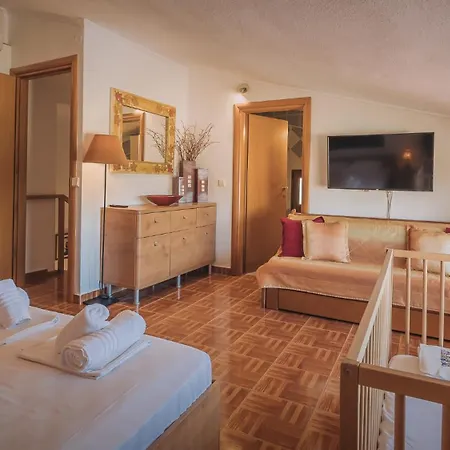 Zeus Sea View With Private Pool, فيلة *