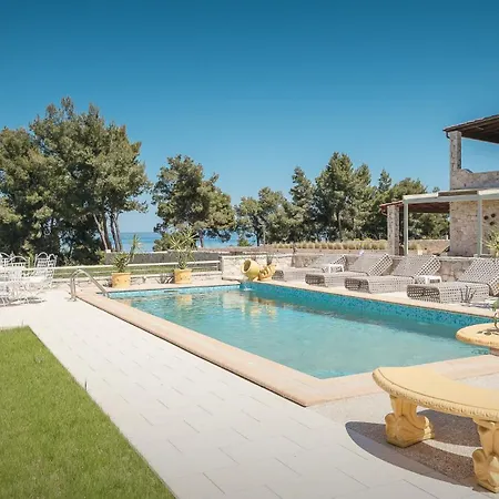 Zeus Sea View With Private Pool, וילה אפיטוס