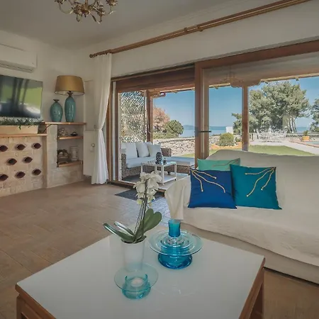 Zeus Sea View With Private Pool,