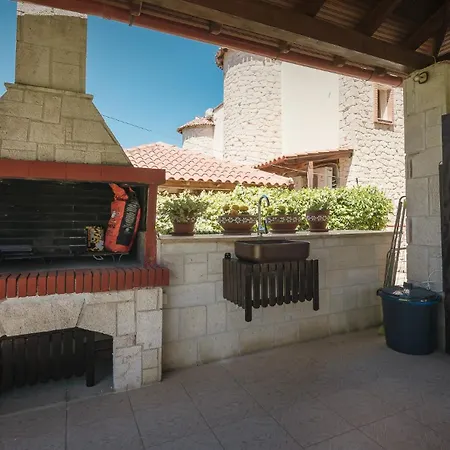 Zeus Sea View With Private Pool, Villa