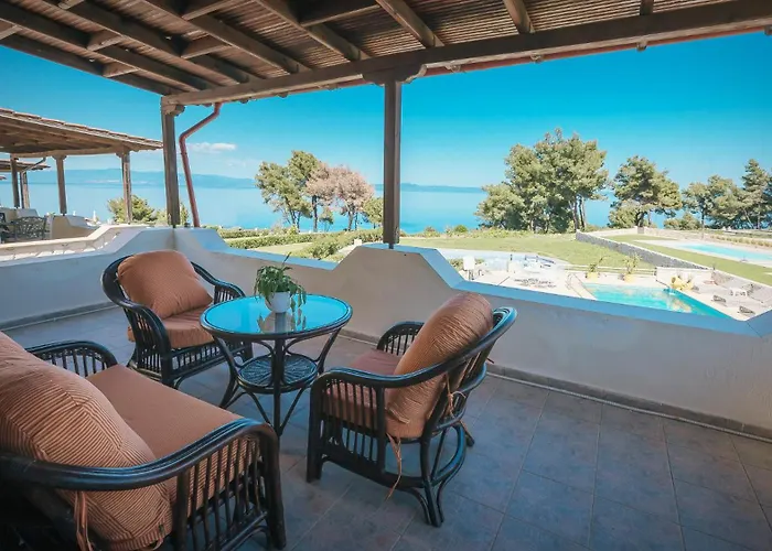 Zeus Sea View With Private Pool, ヴィラ