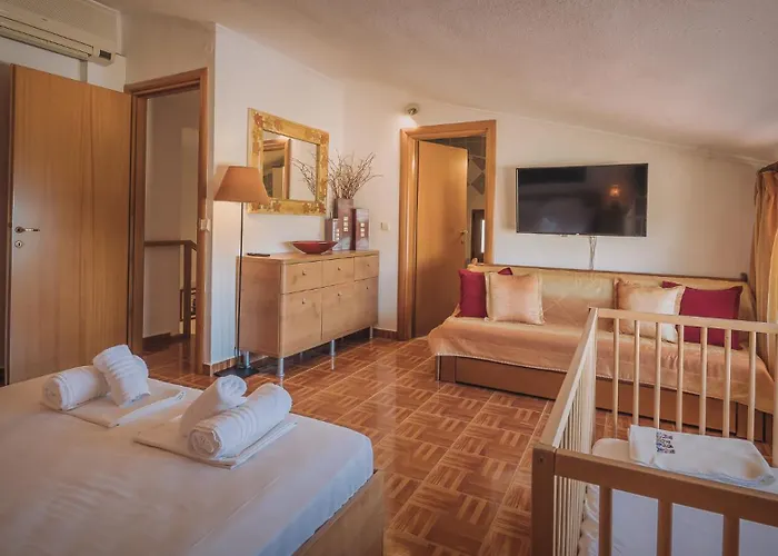 Zeus Sea View With Private Pool, ヴィラ *